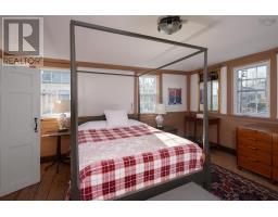 69 Fox Street, Lunenburg, NS B0J2C0 Photo 39