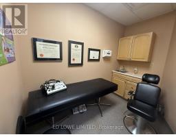 204 - 1 Quarry Ridge Road, Barrie, ON L4M1L2 Photo 8