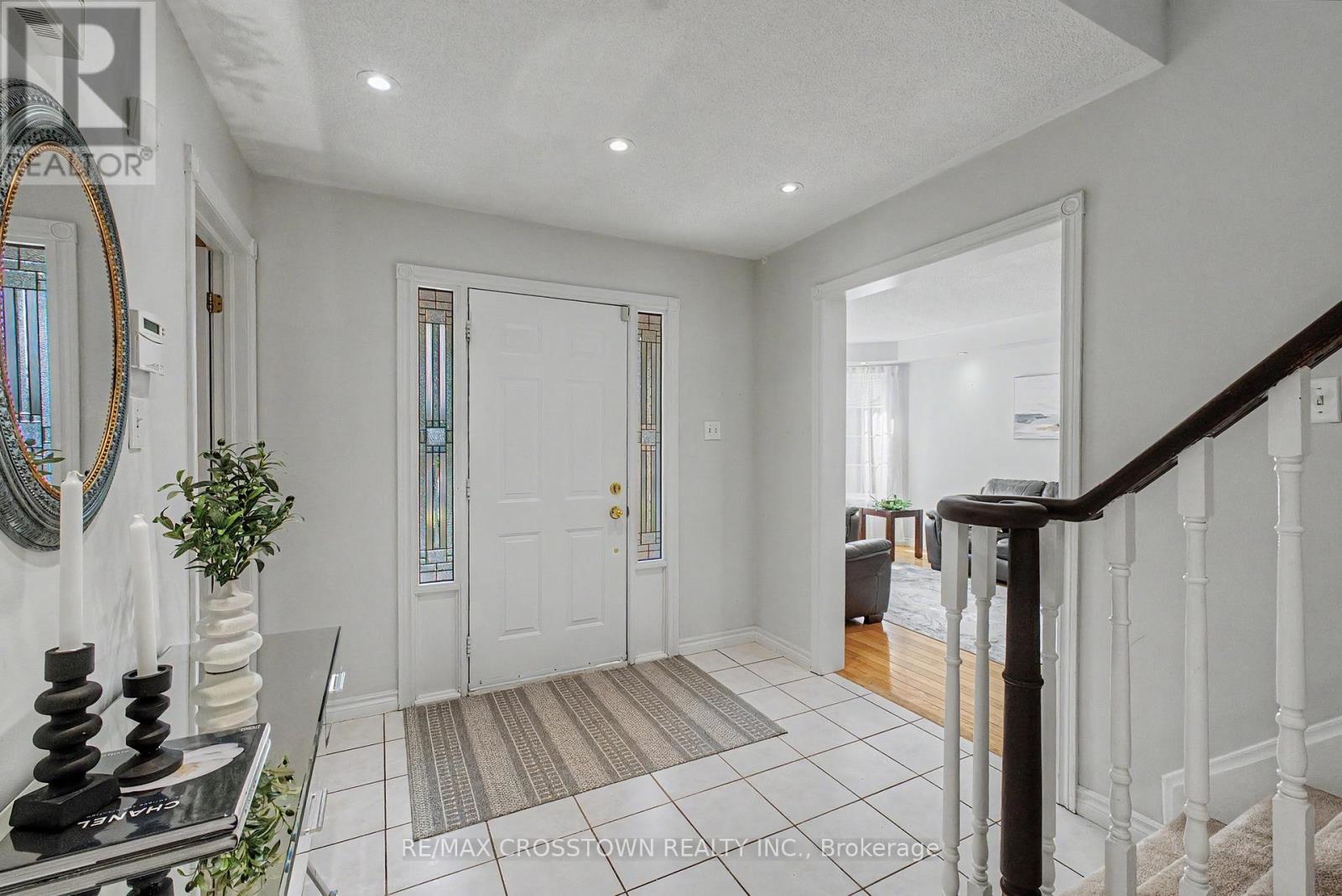 31 LOGAN COURT - 6