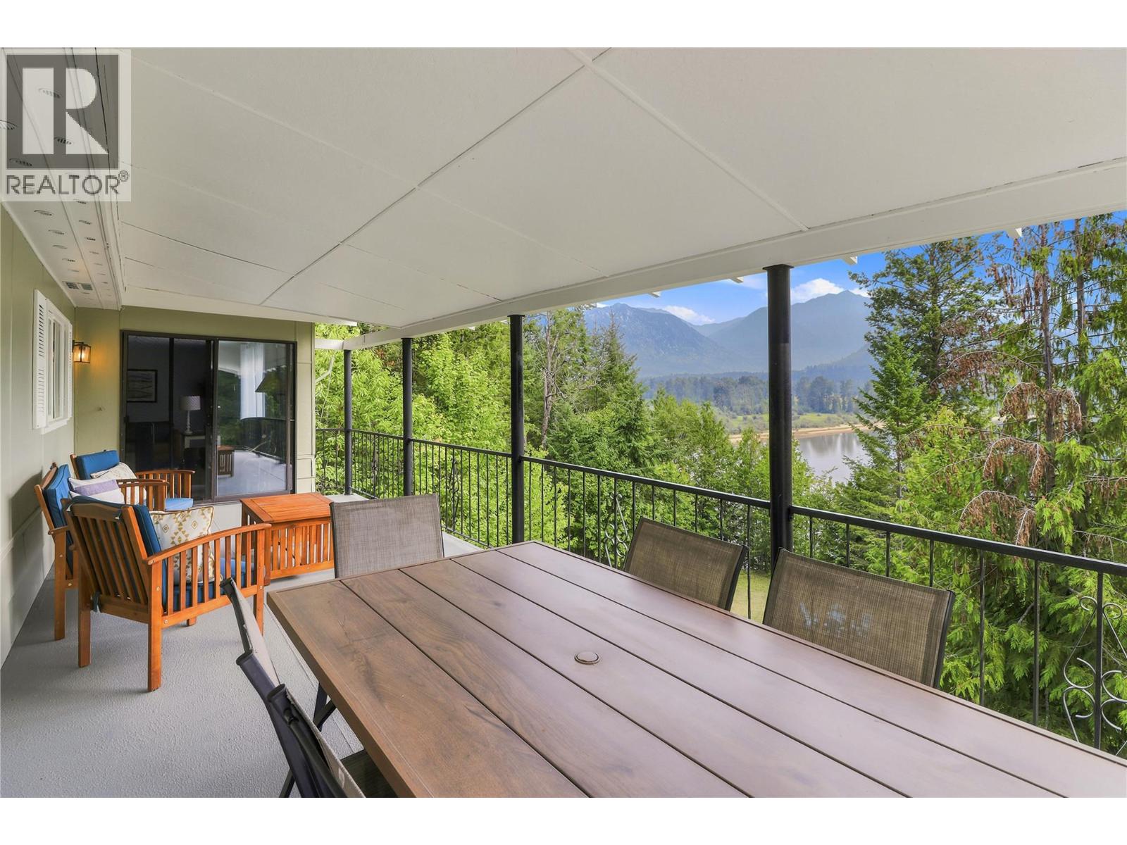 15730 PETERS Road - Image 9
