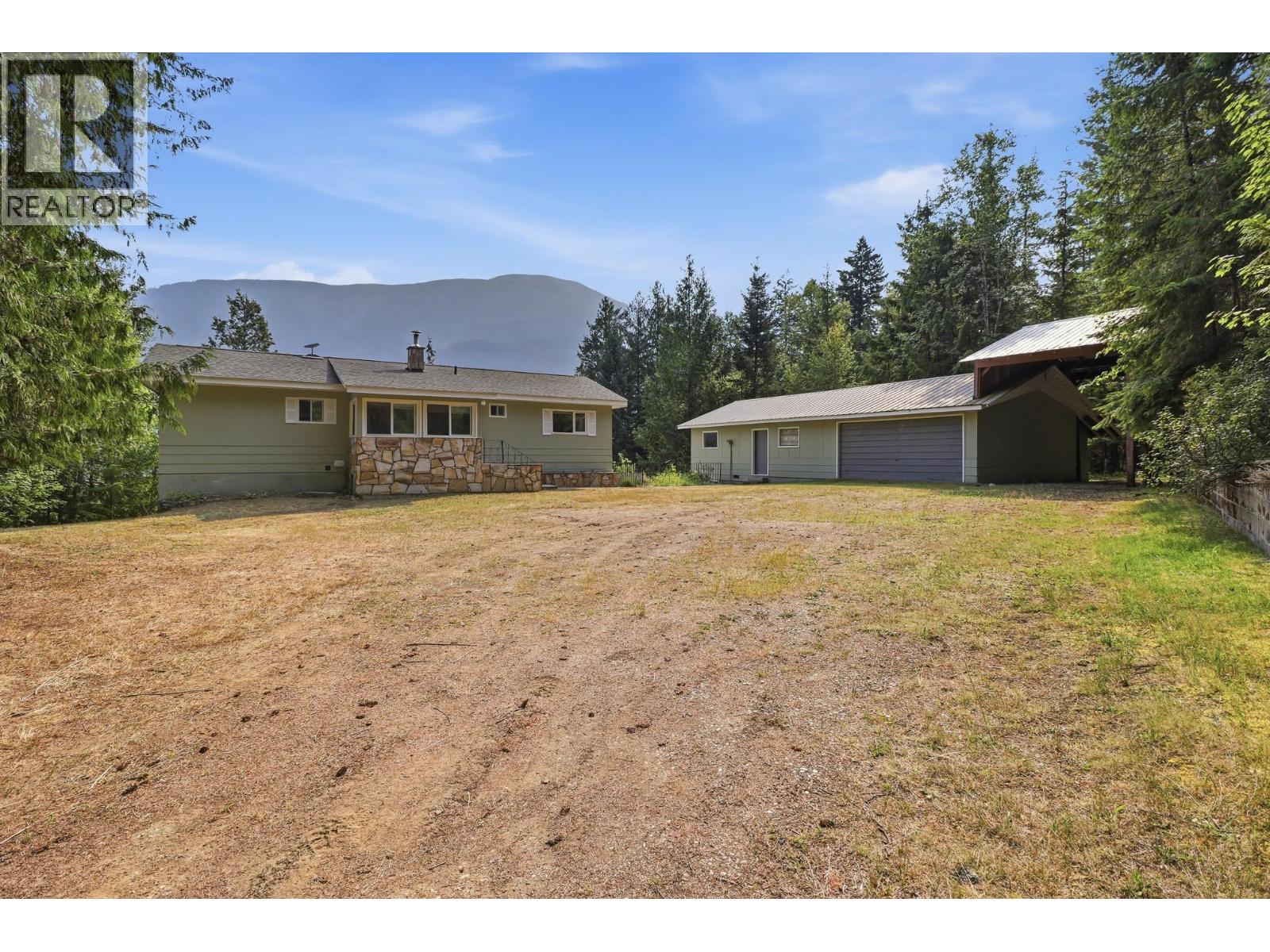15730 PETERS Road - 6