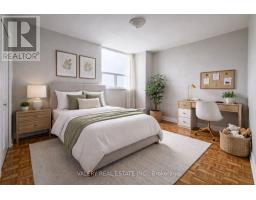 1105 - 890 Jane Street, Toronto, ON M6N4C3 Photo 7