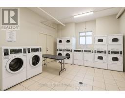 1105 - 890 Jane Street, Toronto, ON M6N4C3 Photo 9
