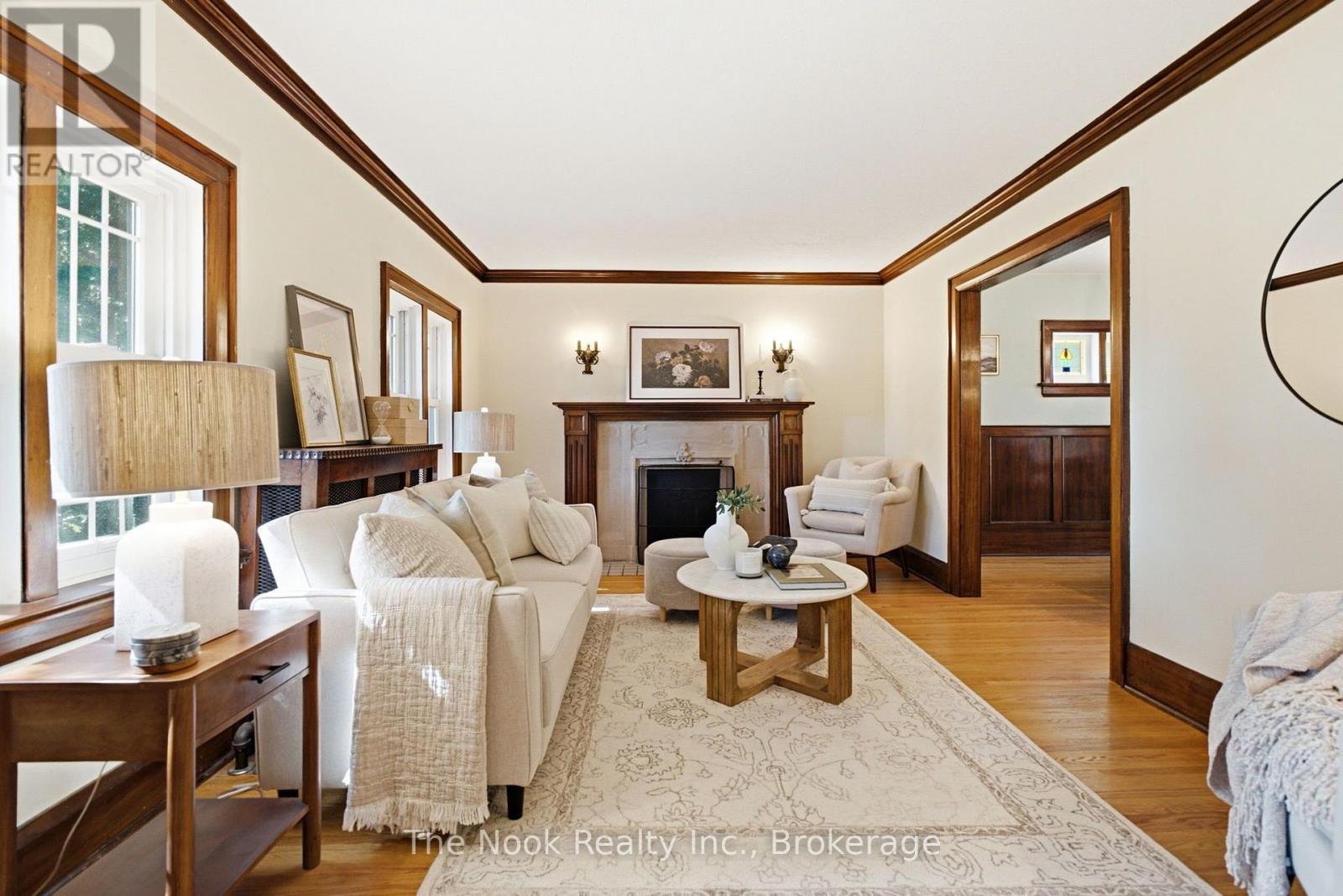 641 MASSON STREET - 6