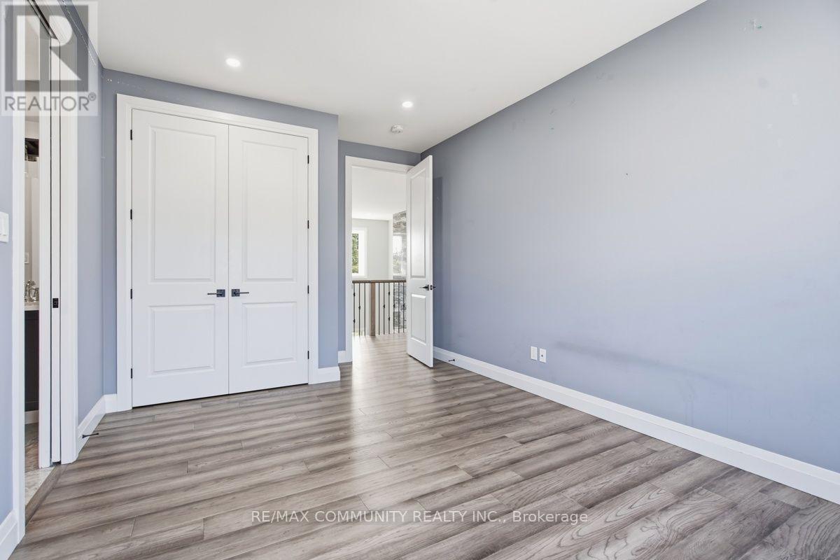 451 WARNER TERRACE - Image 34