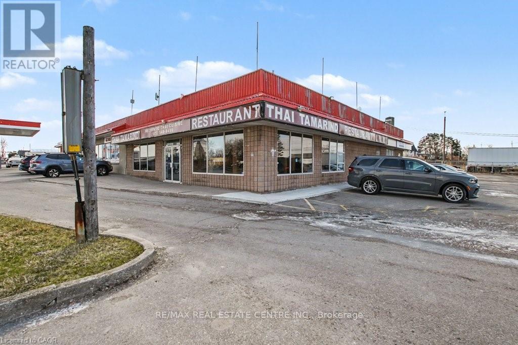 1654 WILSON STREET W