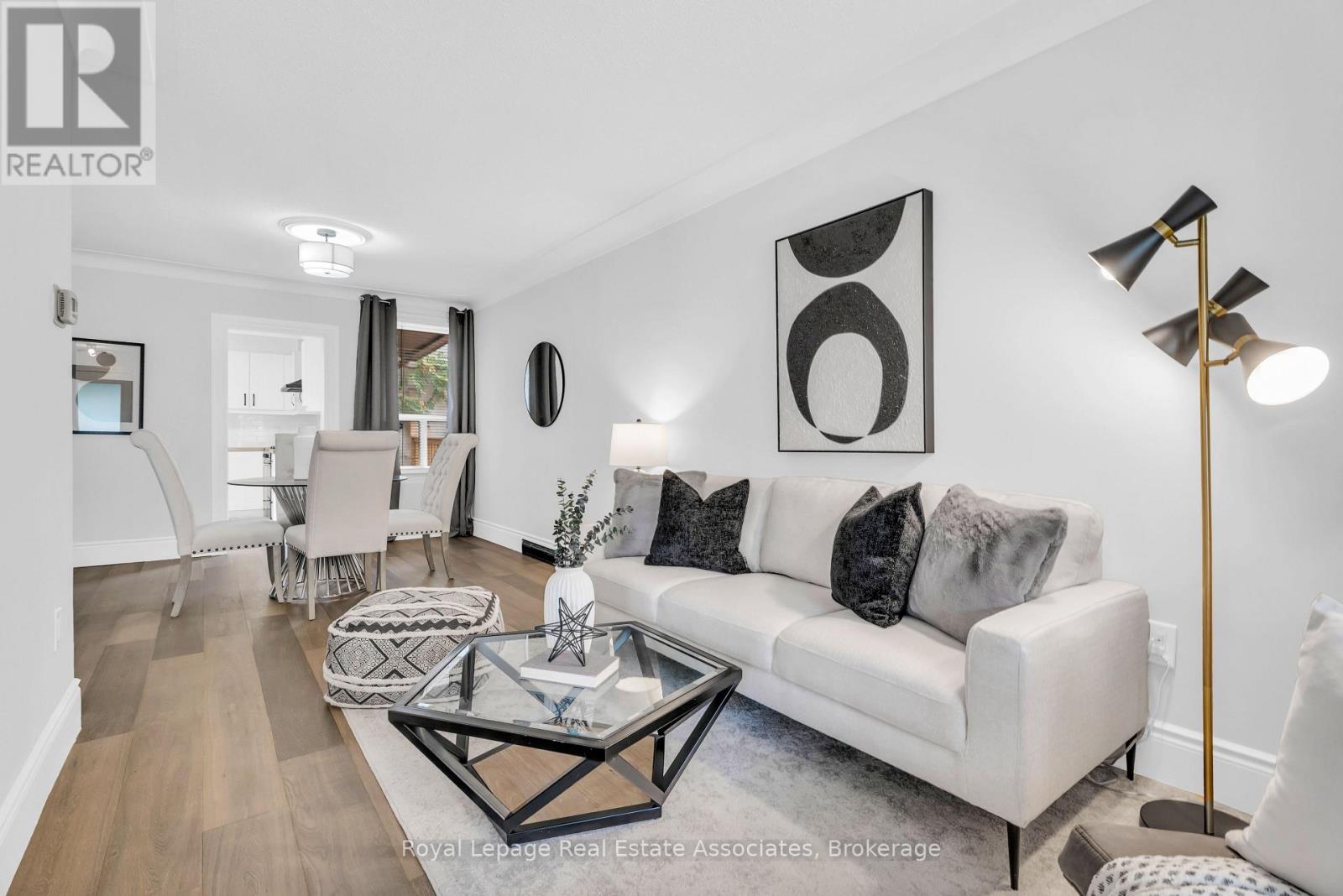 10 GORDON STREET - 5