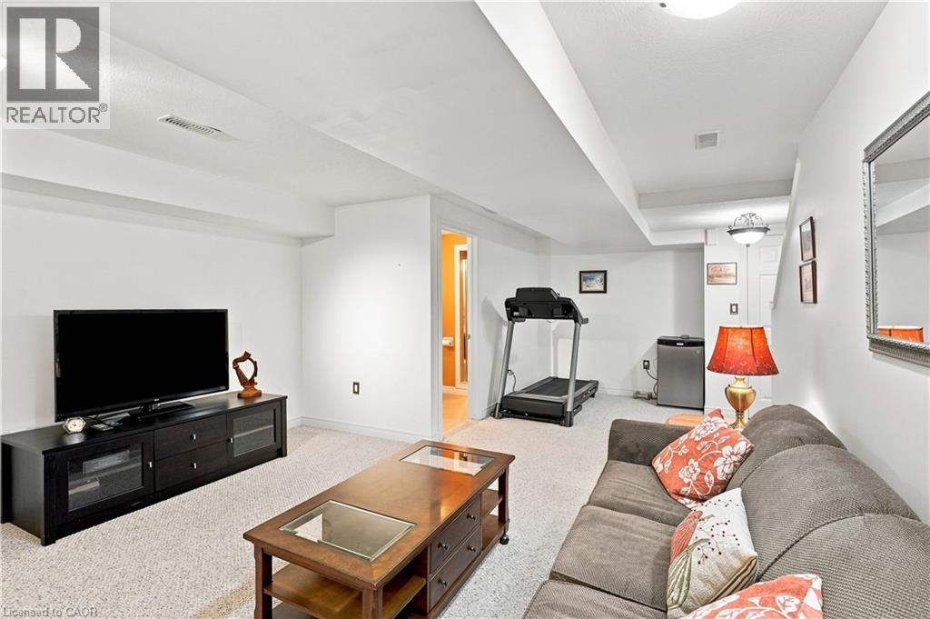 25 STICKLAND Lane - Image 35