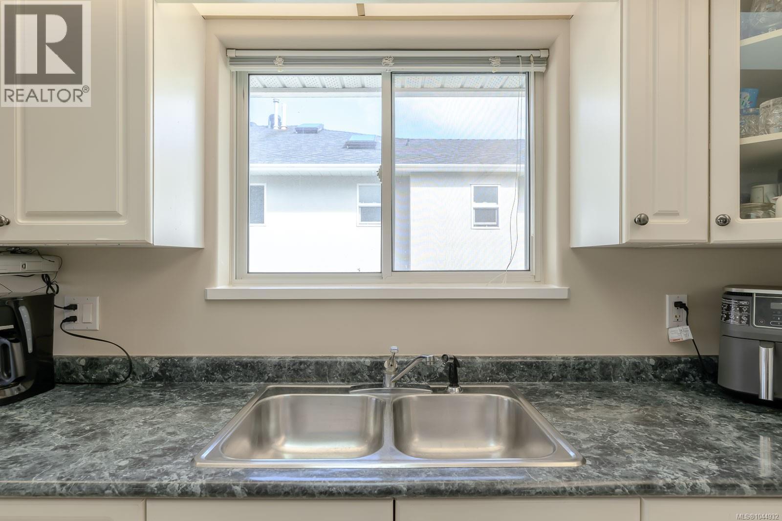 3816 Keeha Dr - Image 26
