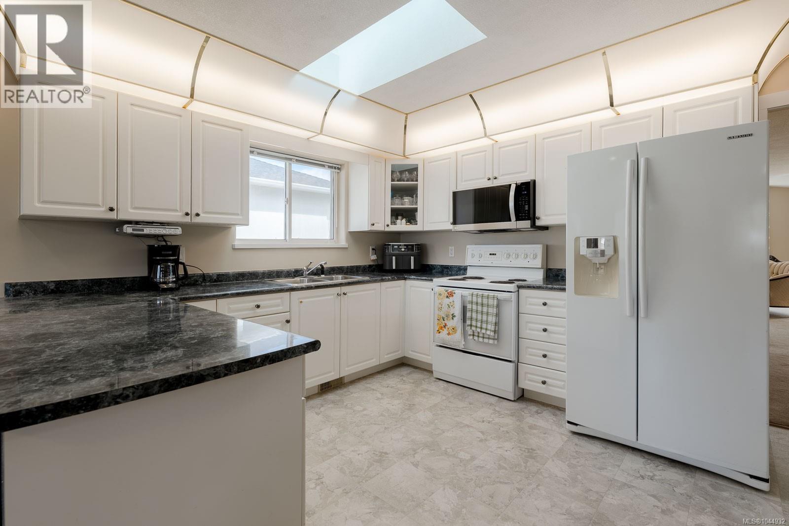 3816 Keeha Dr - Image 27