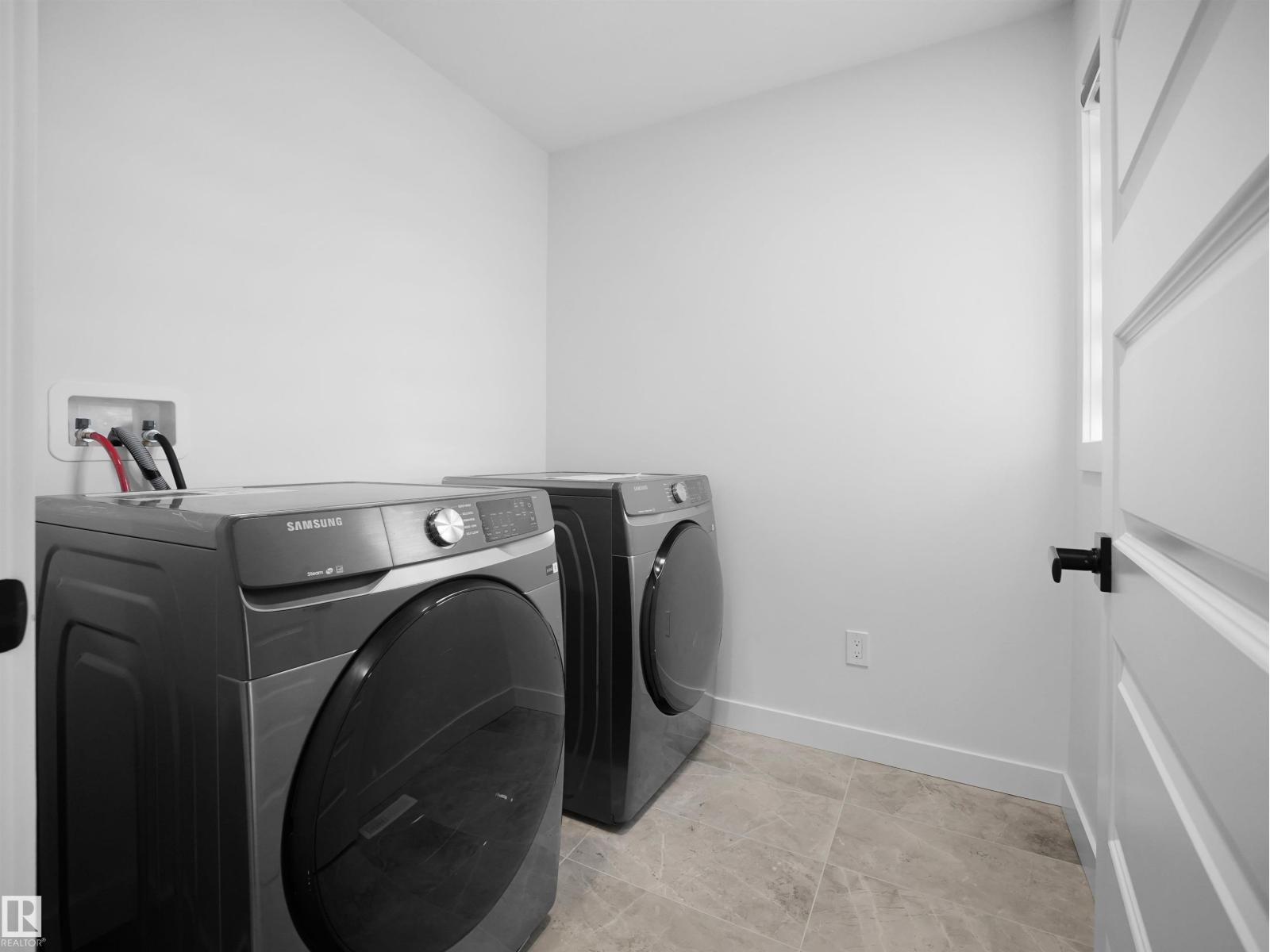 19066 20A AV NW - Image 31