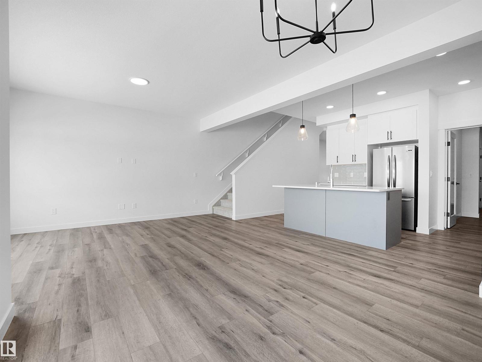 19066 20A AV NW - Image 23