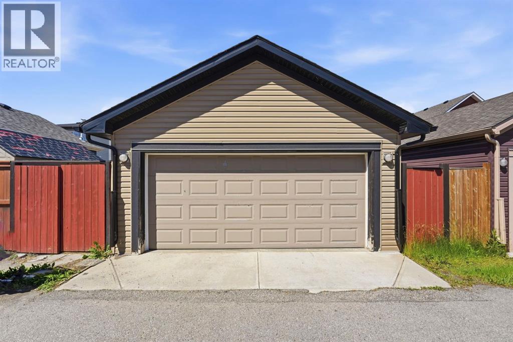 564 Evanston Drive NW - Image 26