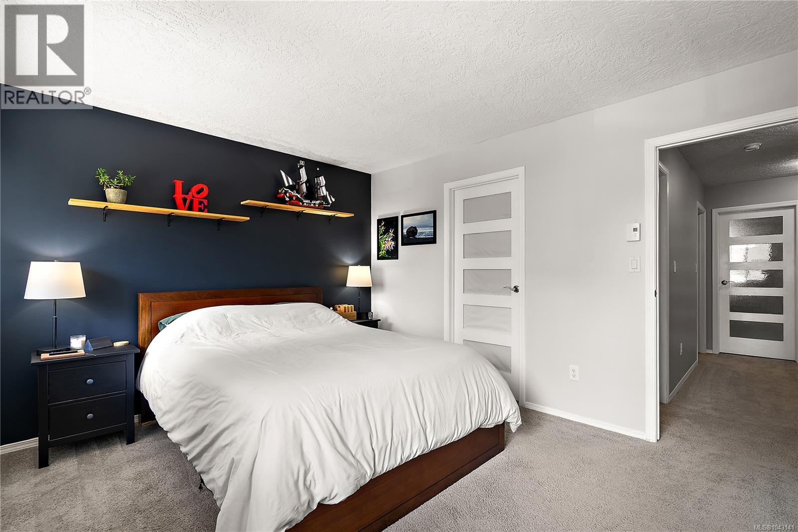#2 748 Meaford Ave - 12