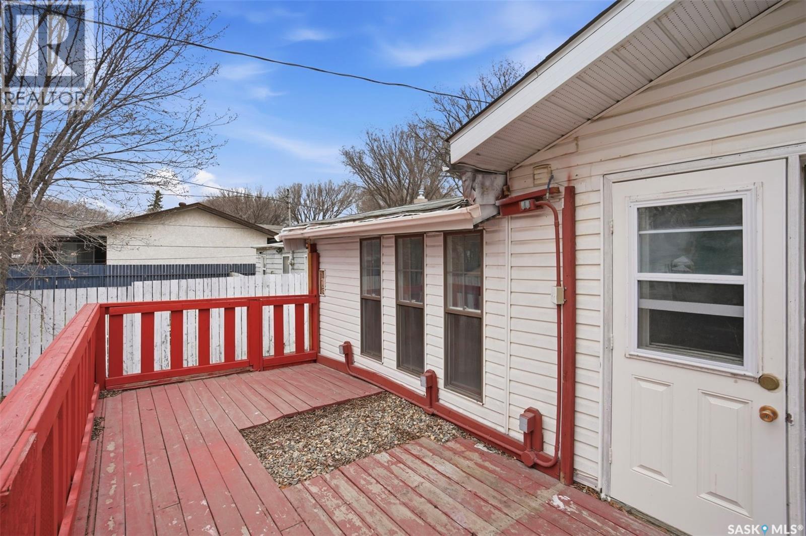 1721 E AVENUE N - 33