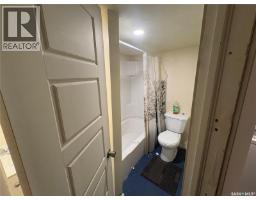 Family room - 1125 Idylwyld Drive N, Saskatoon, SK S7L0Z8 Photo 8