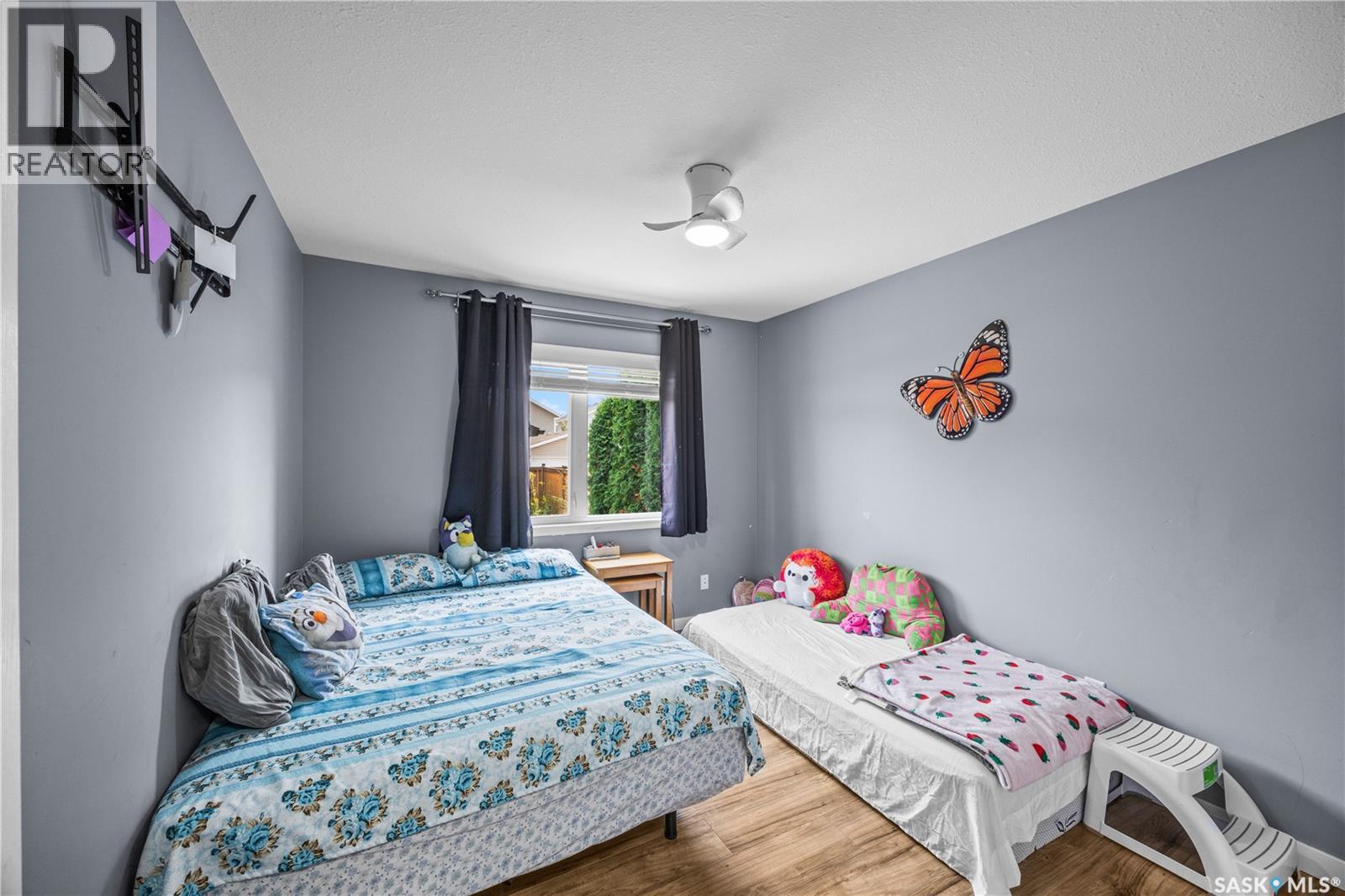 439 Coad MANOR - Image 11