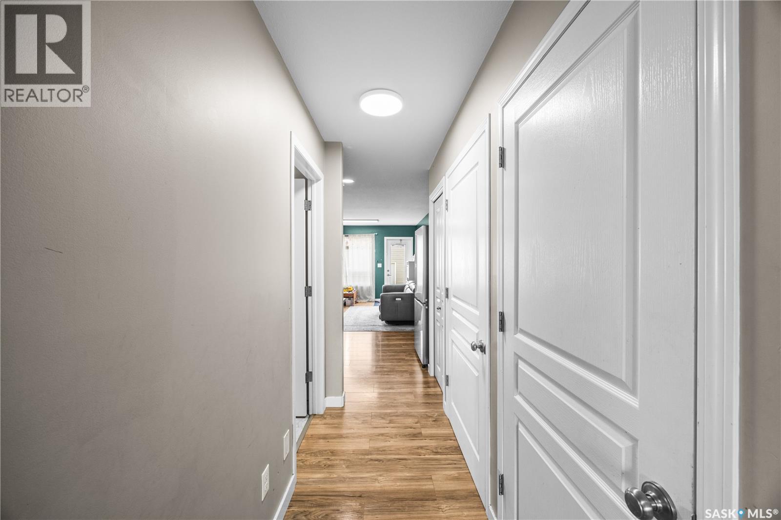 439 Coad MANOR - Image 5
