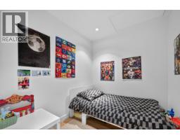 807 1500 Fern Street, North Vancouver, BC V7J0E6 Photo 18