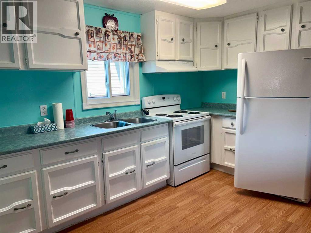 5122 46 Street - Image 10