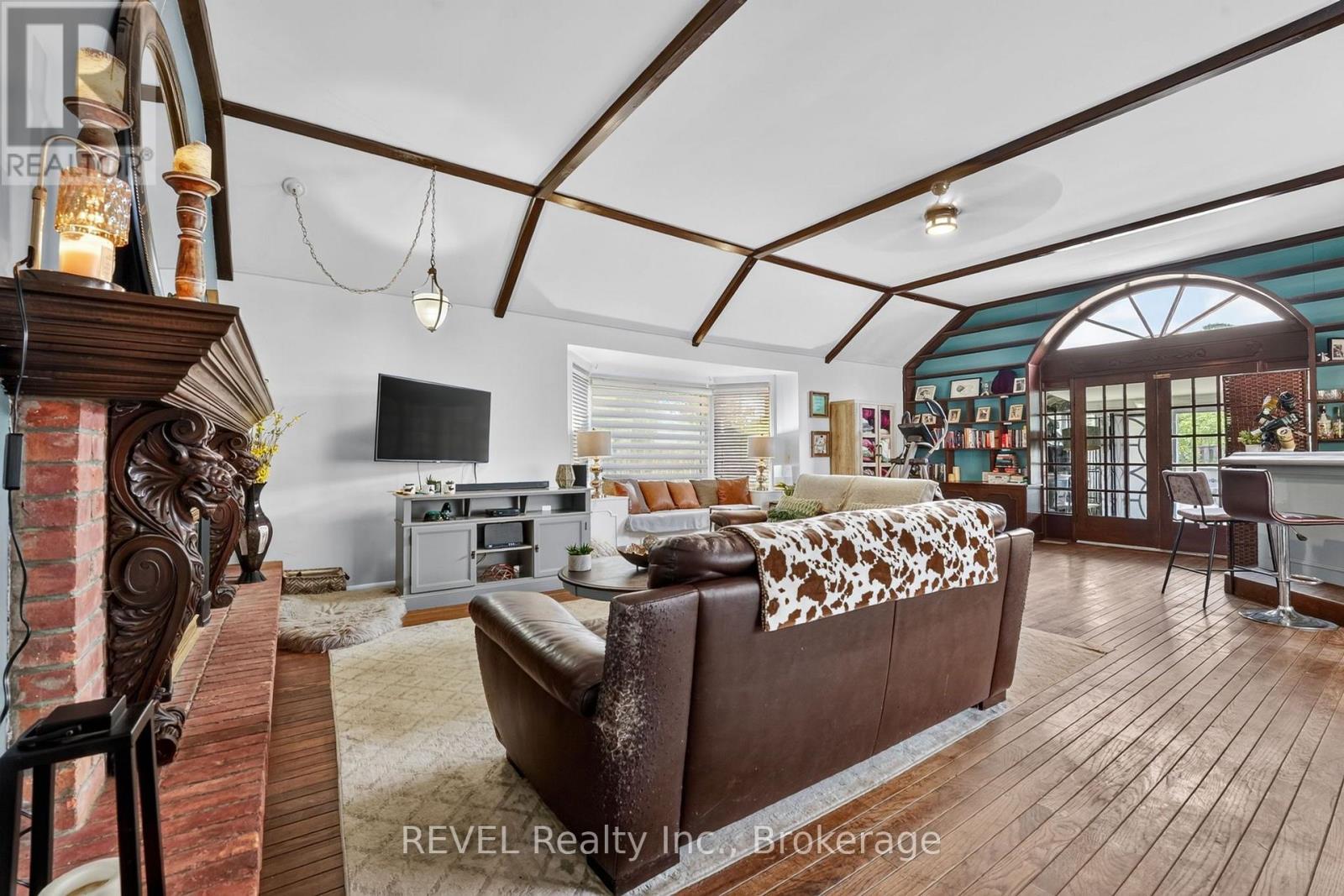 2631 THOMPSON ROAD - Image 23