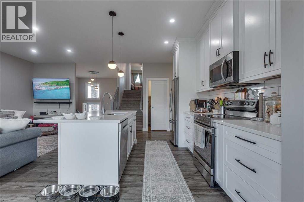 136 12 Avenue Northeast - Photo 13