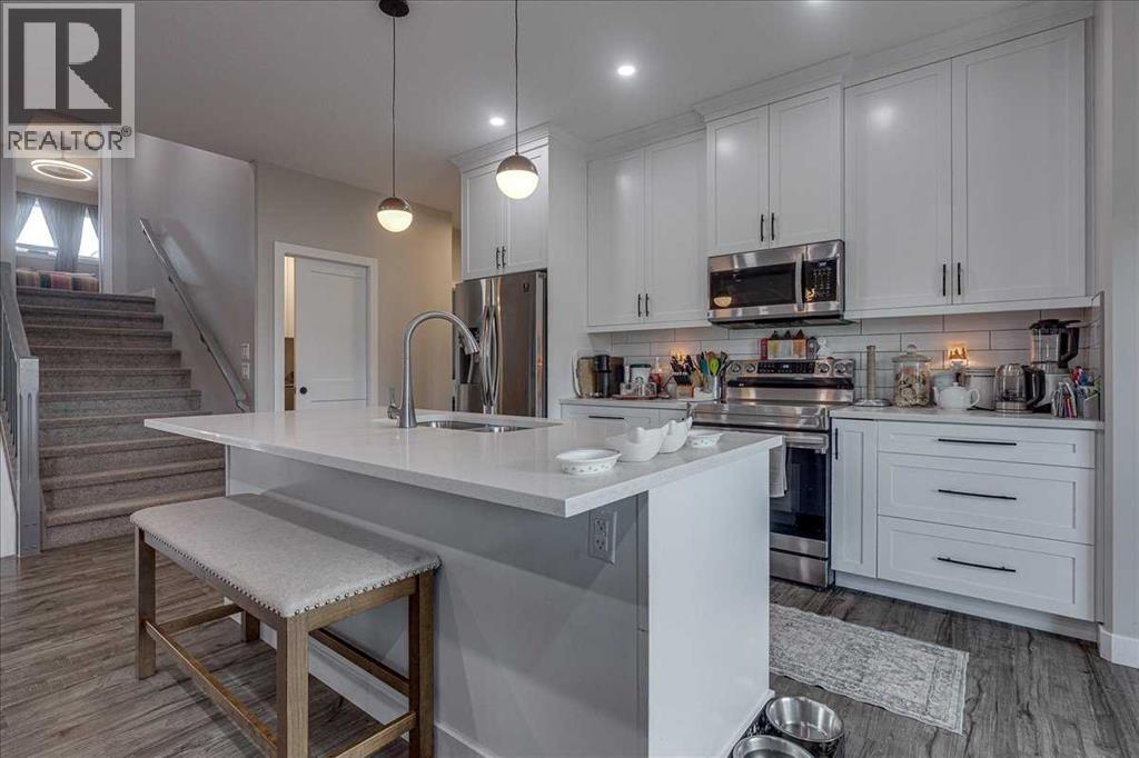136 12 Avenue Northeast - Photo 14