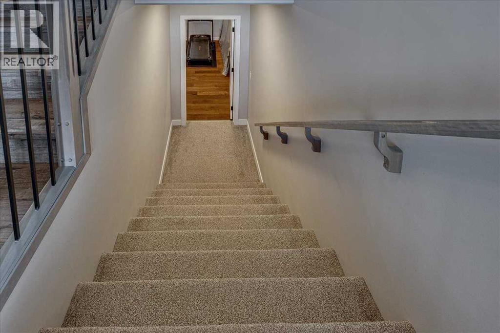 136 12 Avenue Northeast - Photo 27