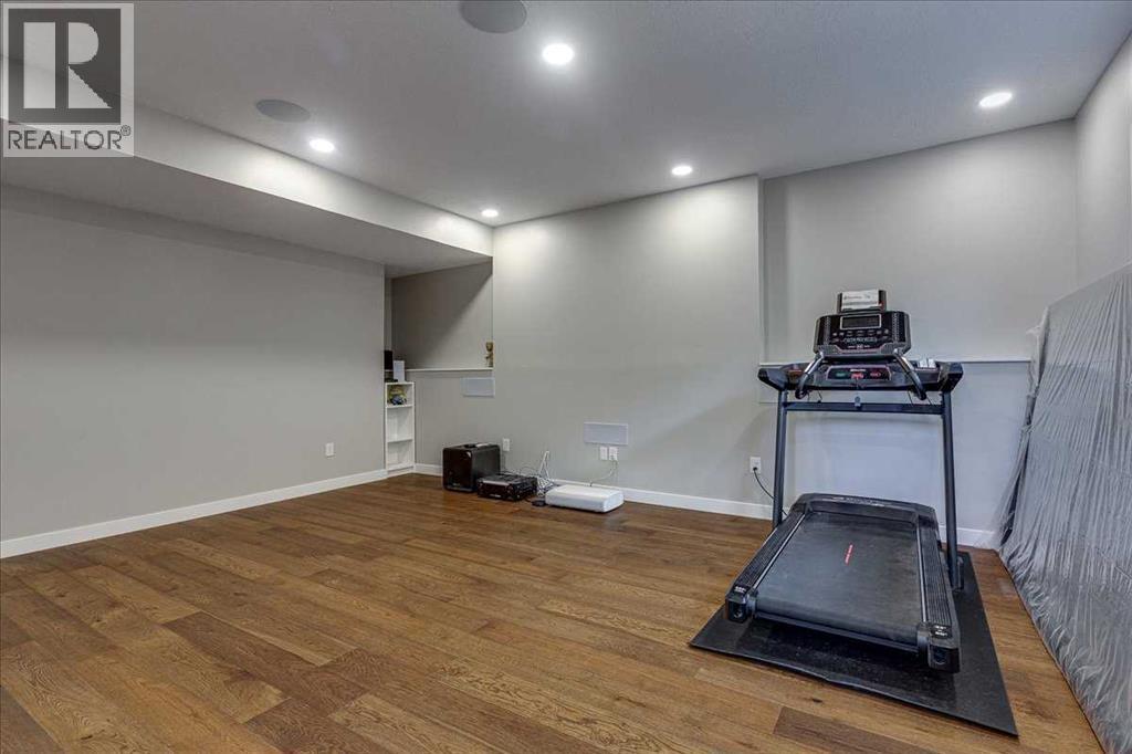 136 12 Avenue Northeast - Photo 28