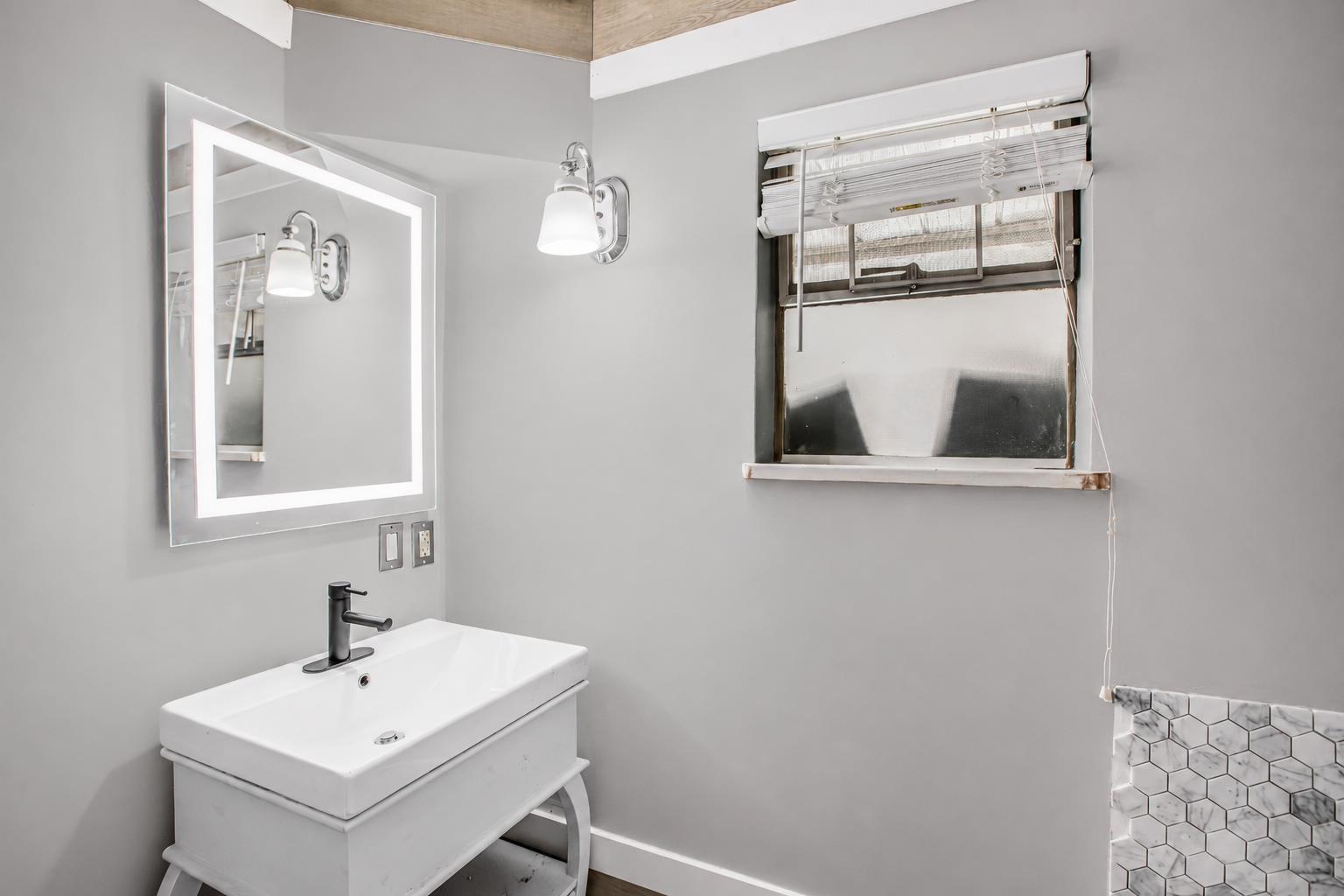 9856 INGLEWOOD CRESCENT, Chilliwack Proper East, Chilliwack