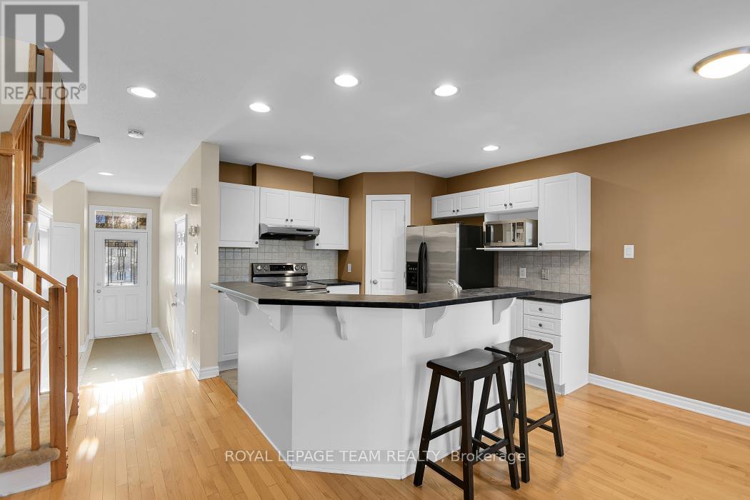541 SALZBURG DRIVE - 11