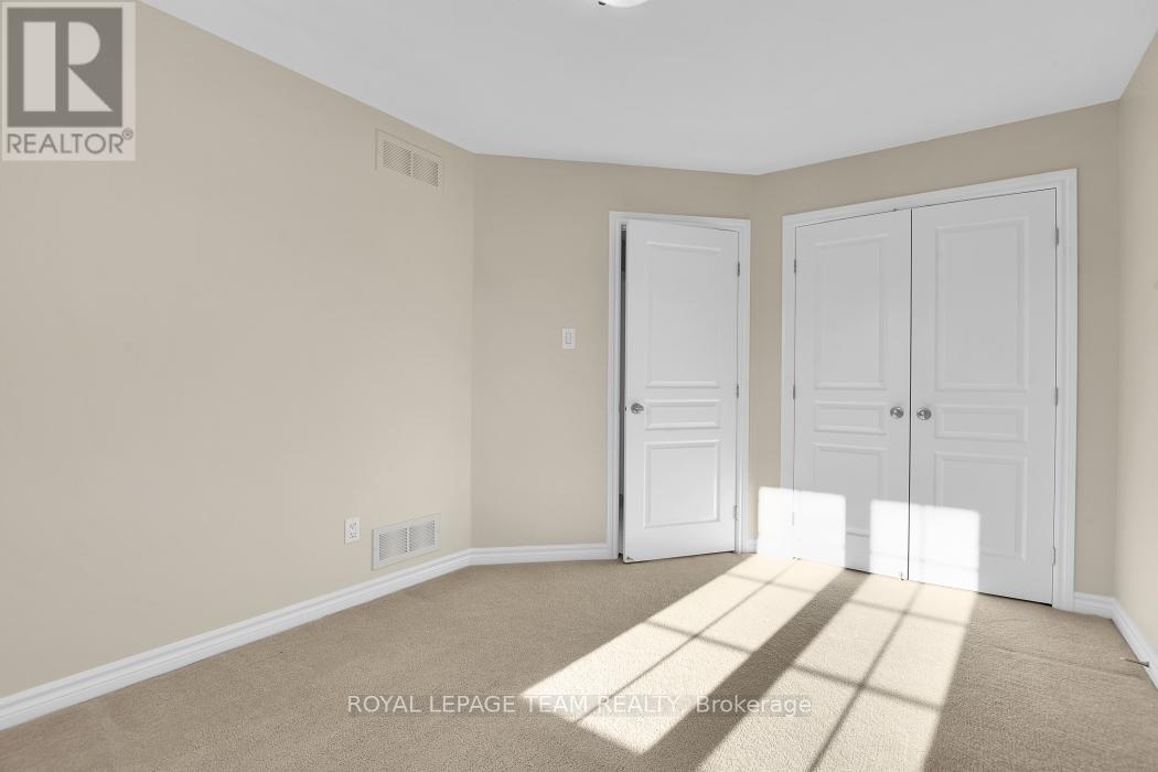 541 SALZBURG DRIVE - 26