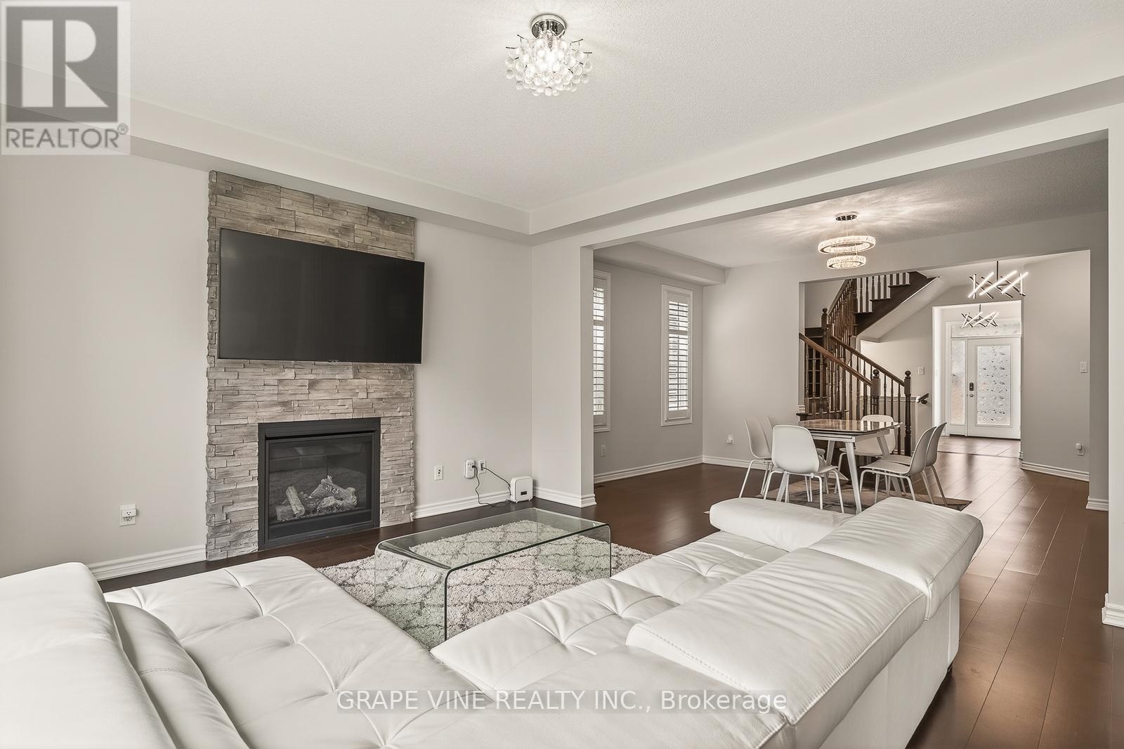 4 Bed, 4 Bath House for Sale in Ottawa – 414 APHELION CRESCENT, Ottawa – MLS# X13634668 - Image 15