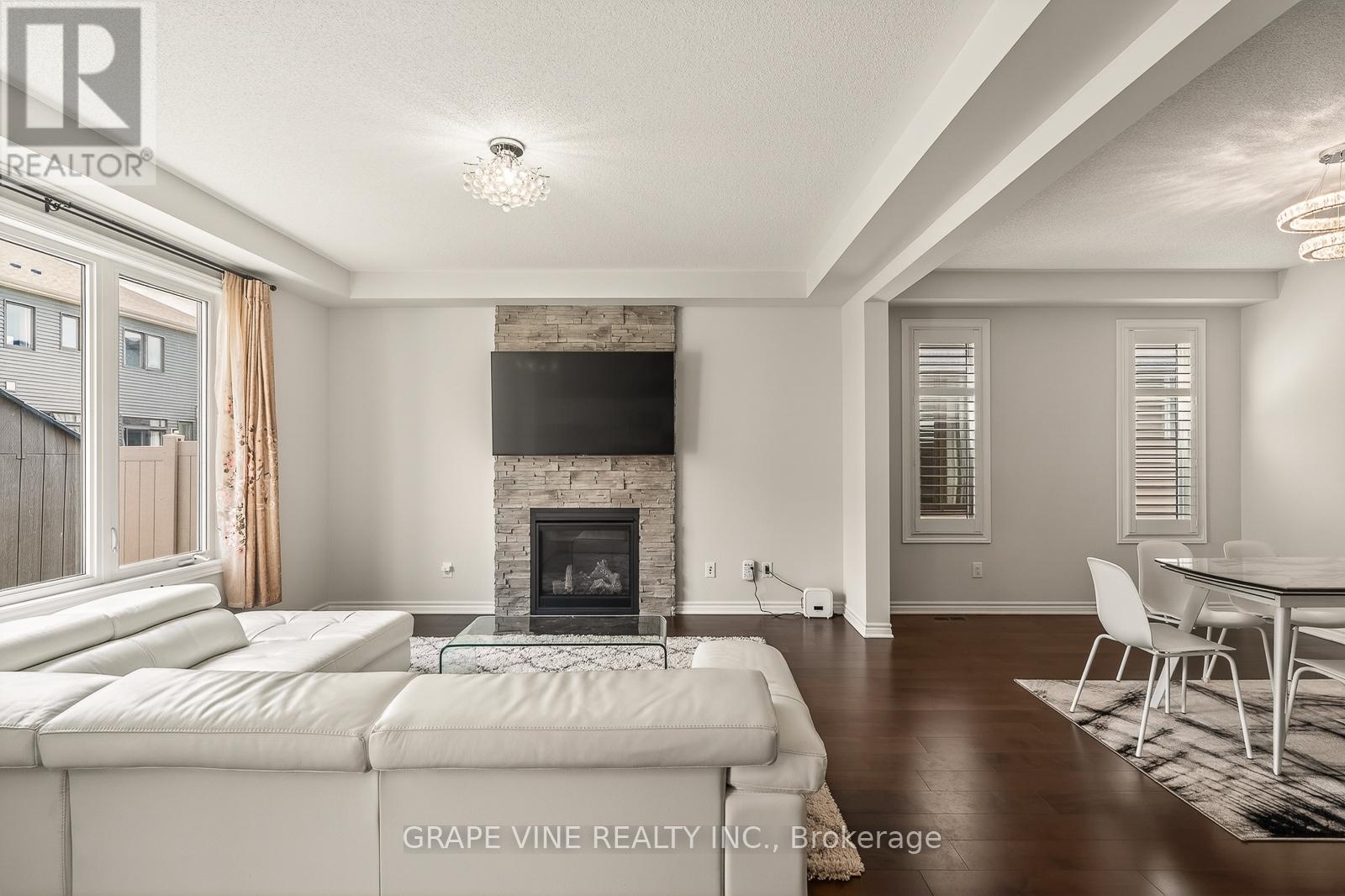 4 Bed, 4 Bath House for Sale in Ottawa – 414 APHELION CRESCENT, Ottawa – MLS# X13634668 - Image 16