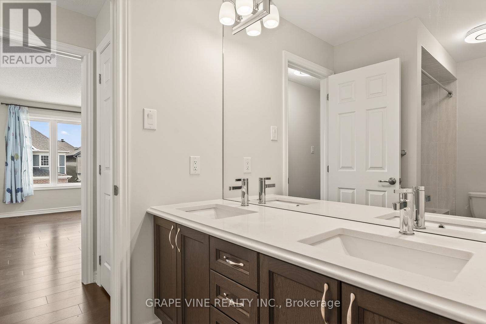4 Bed, 4 Bath House for Sale in Ottawa – 414 APHELION CRESCENT, Ottawa – MLS# X13634668 - Image 30