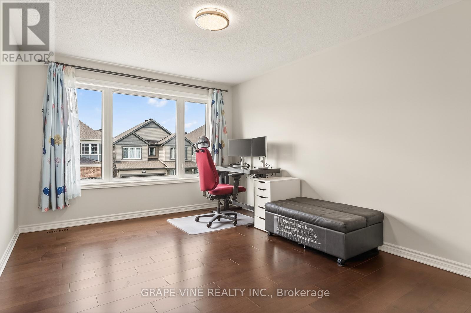4 Bed, 4 Bath House for Sale in Ottawa – 414 APHELION CRESCENT, Ottawa – MLS# X13634668 - Image 31