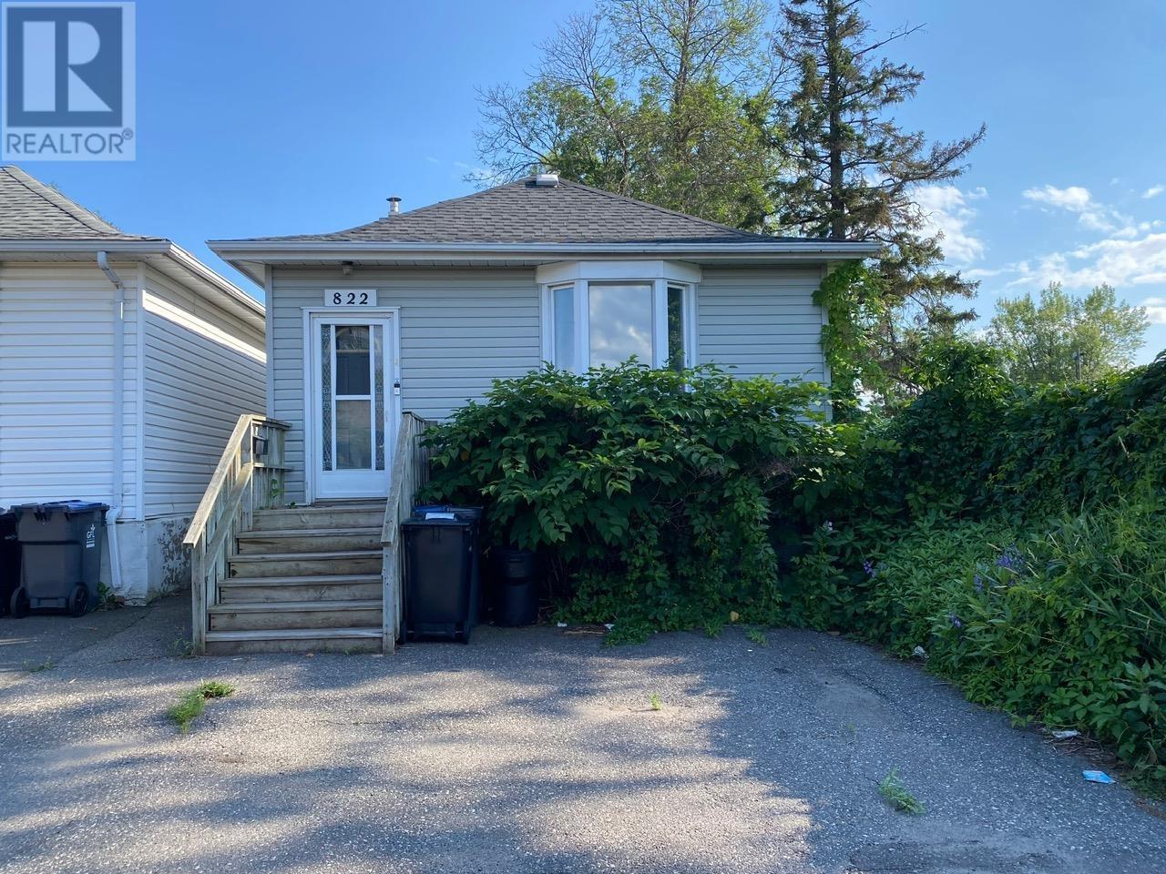 822 Pruden ST - 1