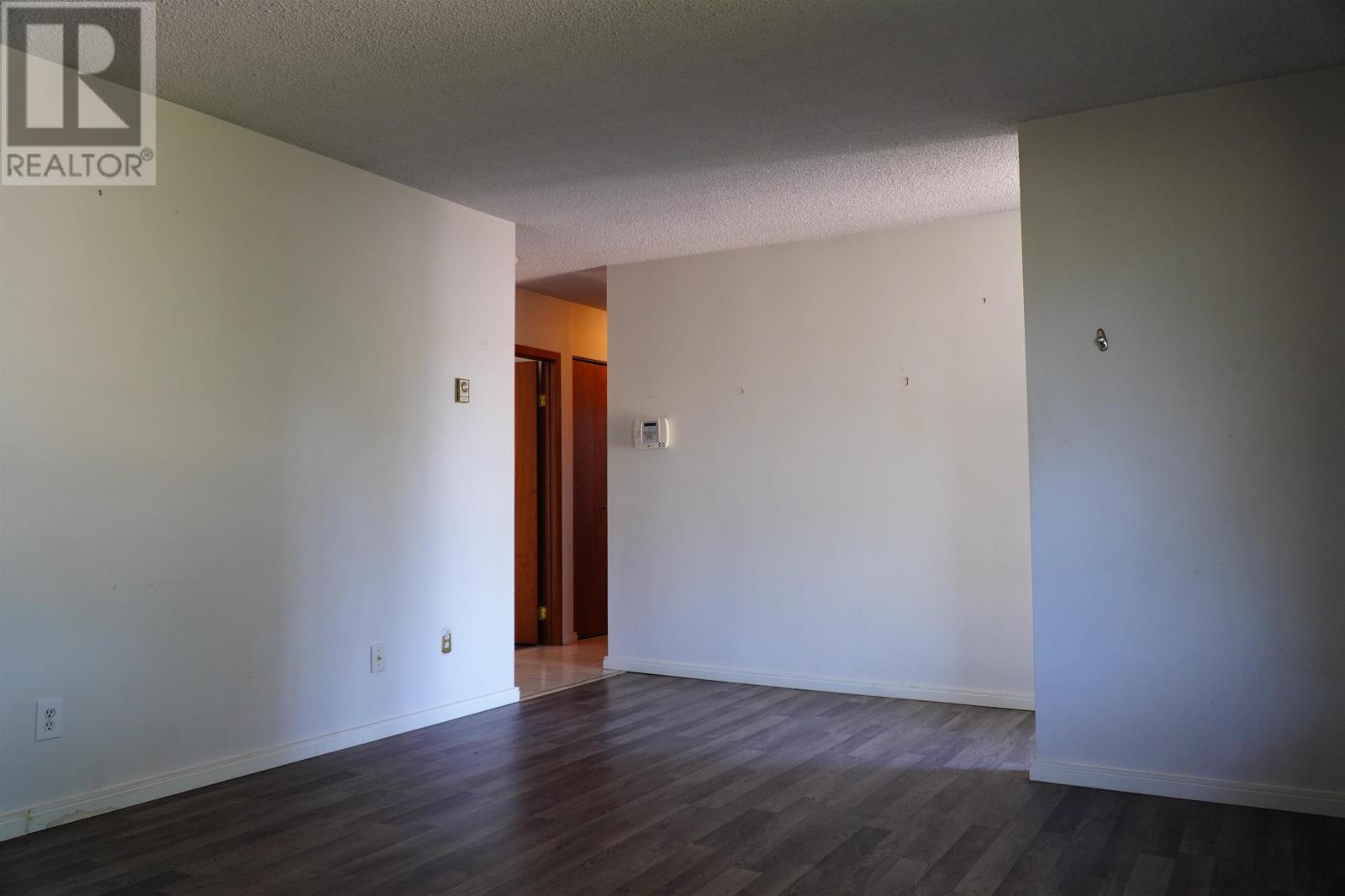 314 Edward Street N - Image 5