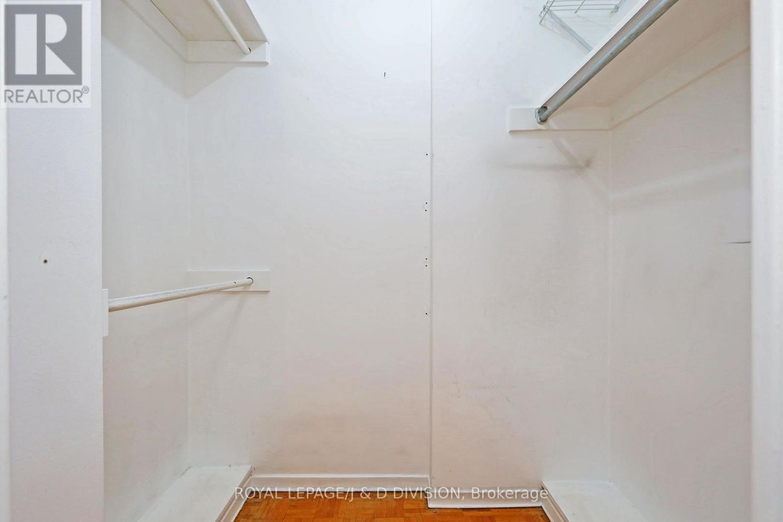 #106 235 ST CLAIR AVENUE W - Image 25
