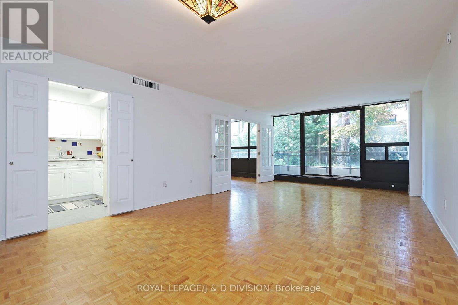 #106 235 ST CLAIR AVENUE W - 5