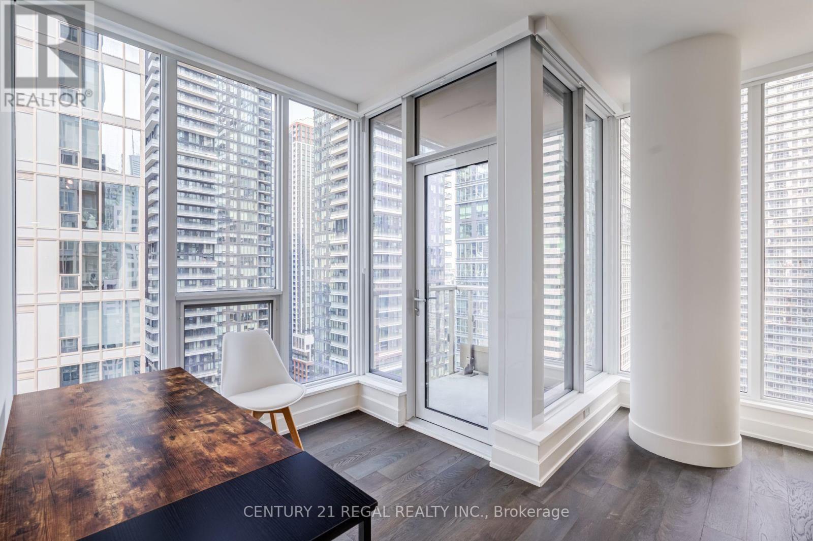#2204 15 MERCER STREET - 39