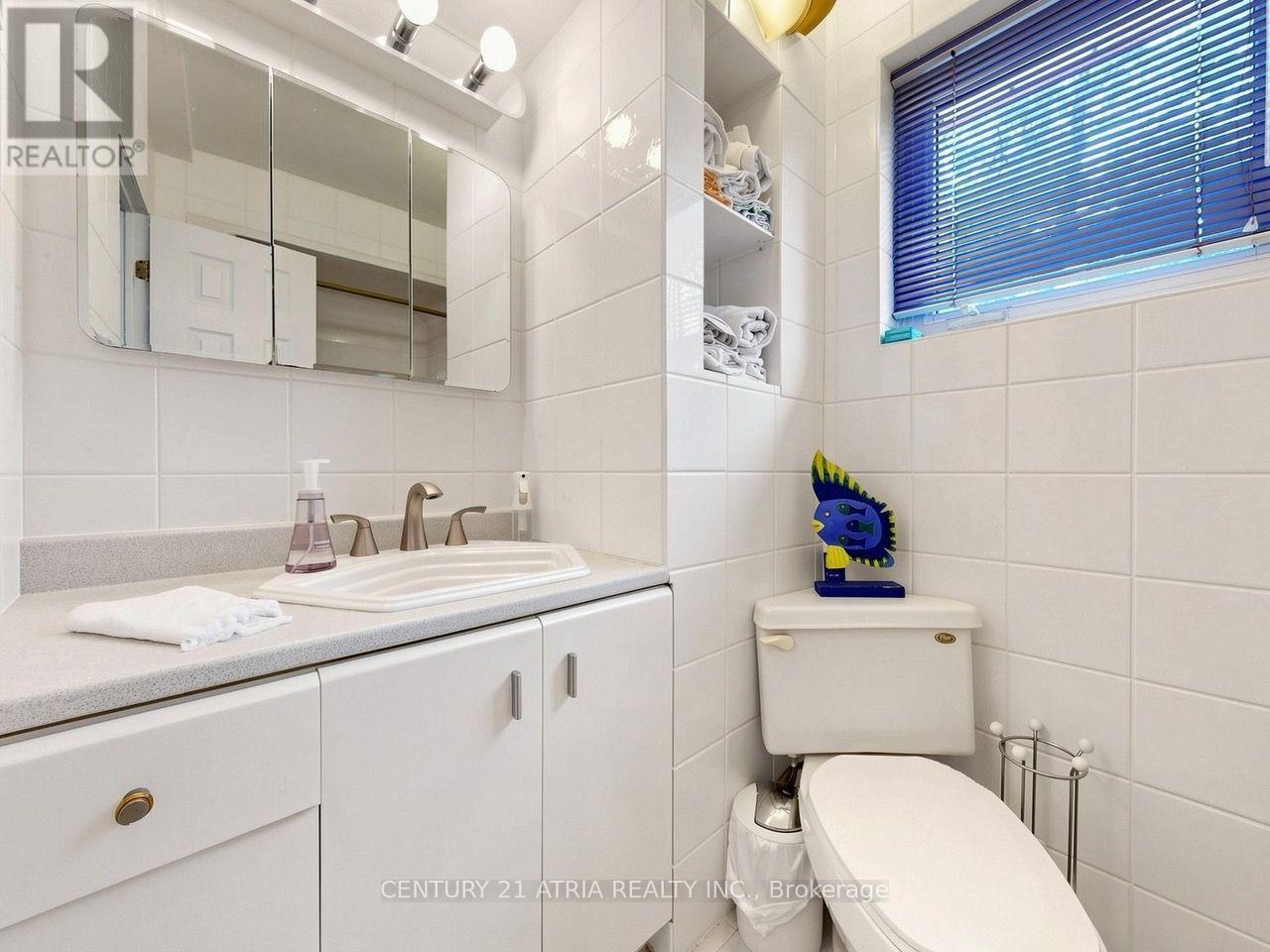 22 JEFFTON CRESCENT - 24