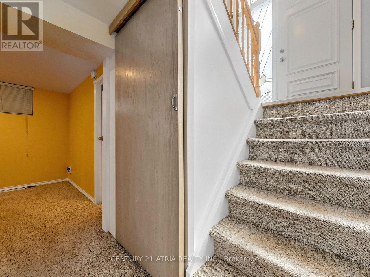 22 JEFFTON CRESCENT - 28