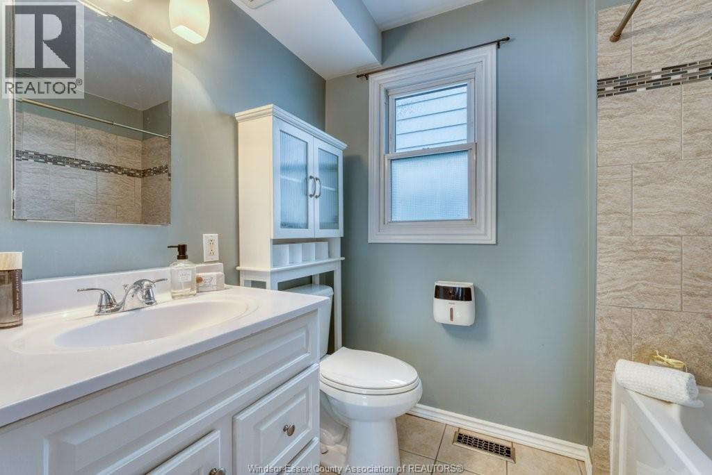 2670 Meldrum - Image 22