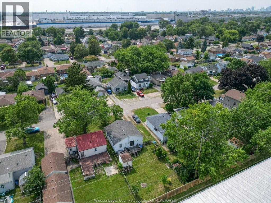2670 Meldrum - Image 30