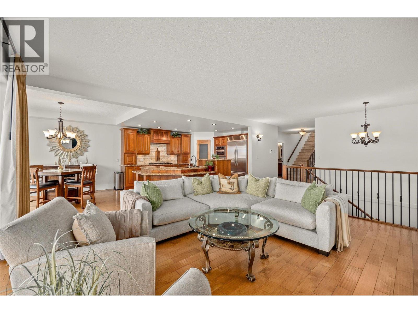 14419 Downton Avenue Unit# 206, Summerland