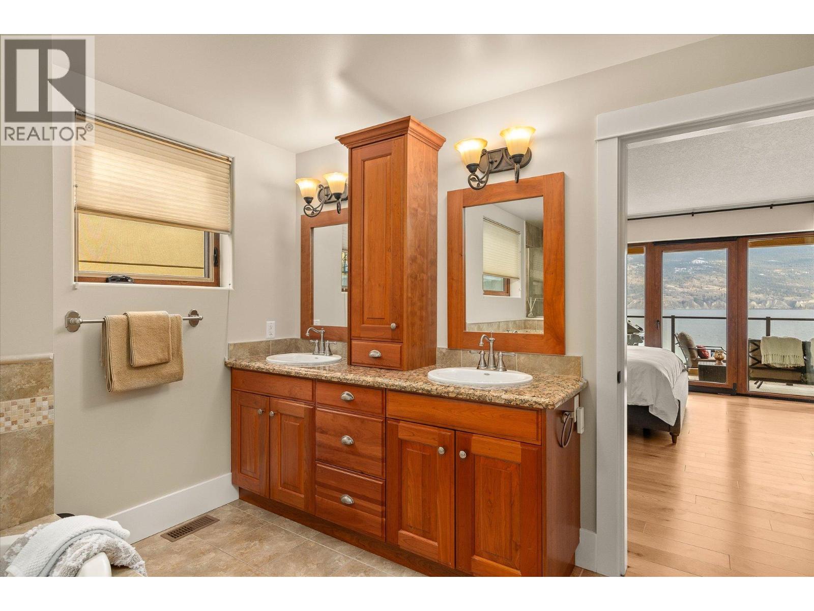 14419 Downton Avenue Unit# 206, Summerland