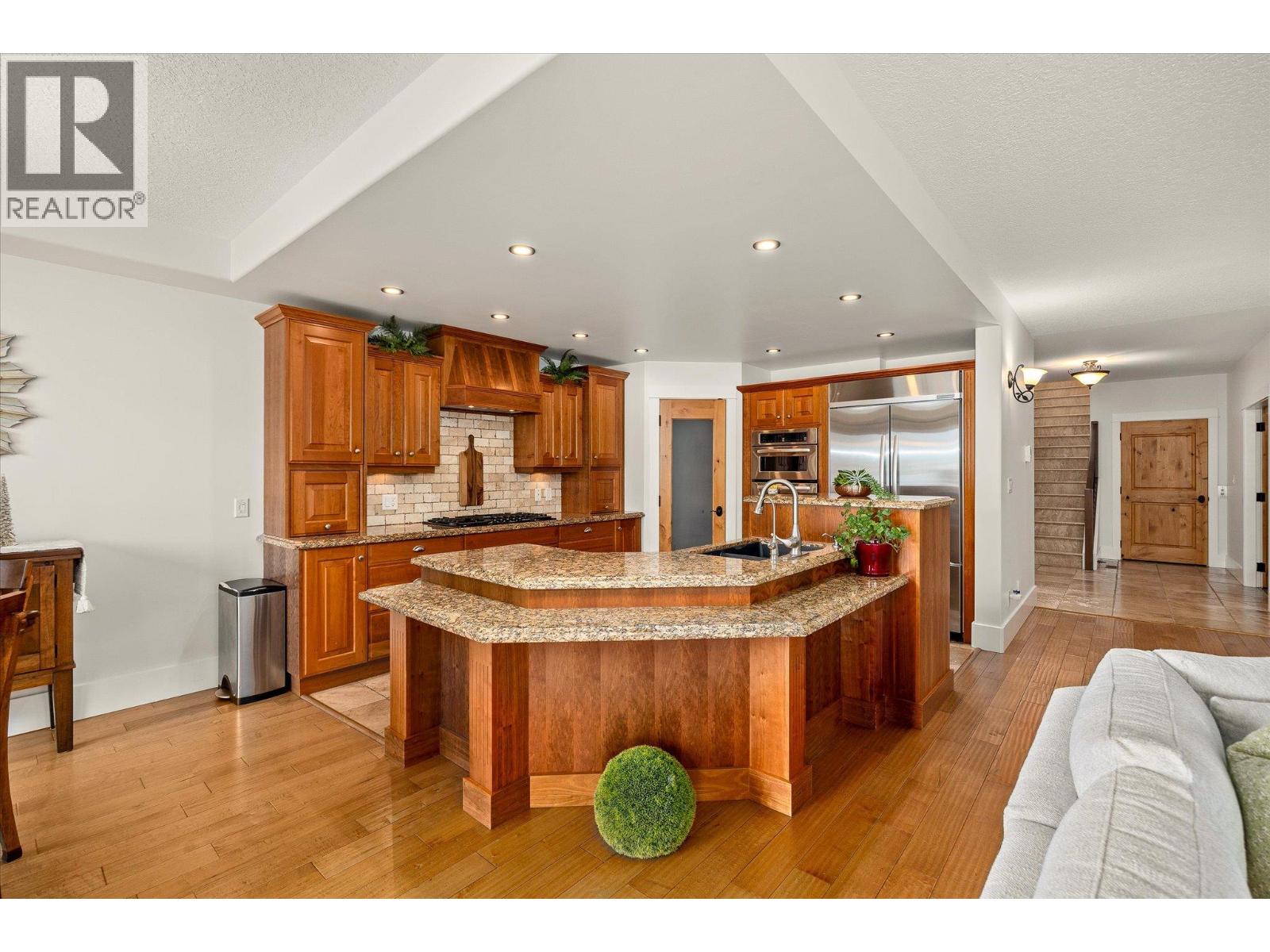 14419 Downton Avenue Unit# 206, Summerland
