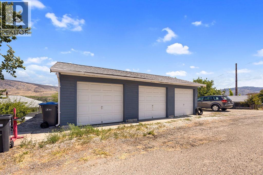 6280 Okanagan Street, Oliver