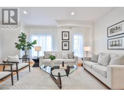 Family room - 502 Apple Blossom Drive, Vaughan, ON L4J9A3 Photo 7